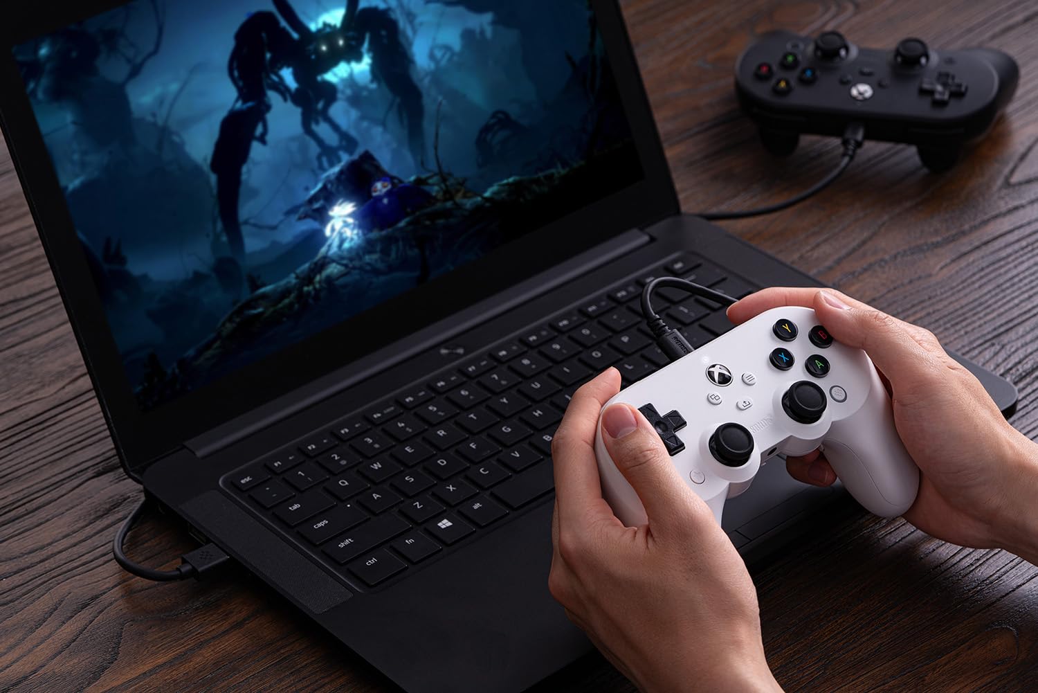 8Bitdo Pro 2 Wired Controller Hall Ed. for Xbox