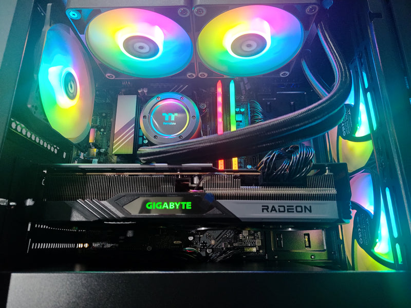 Aurora Versa H16 Black Desktop Gaming PC