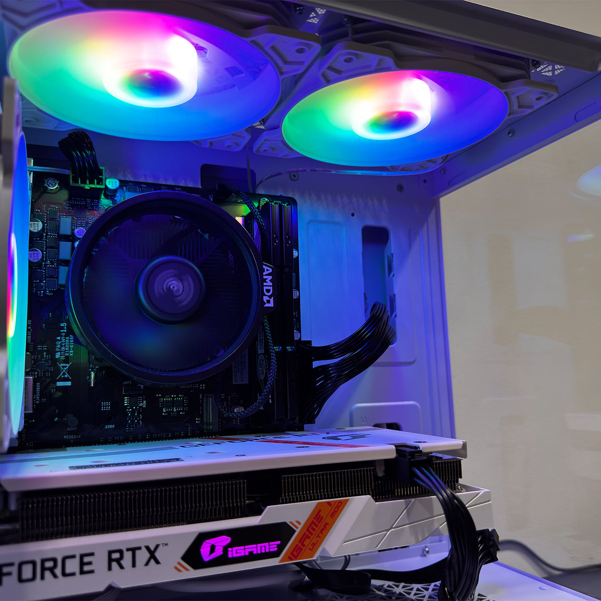 Alpha Reyna White Desktop Gaming PC