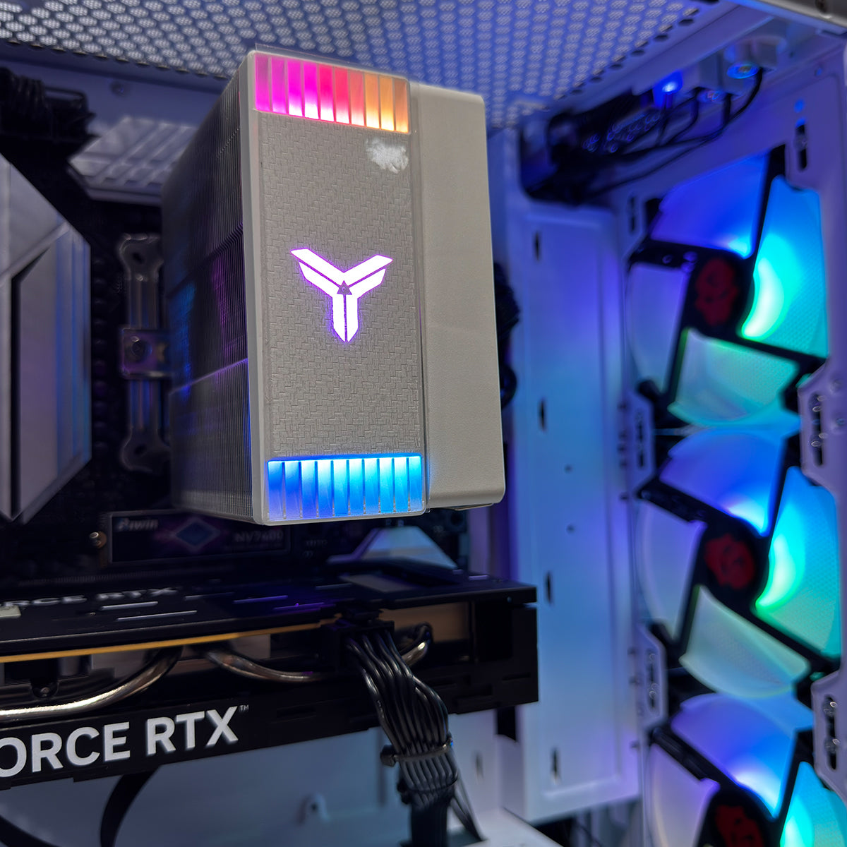 Sigma Aurora White Desktop Gaming PC