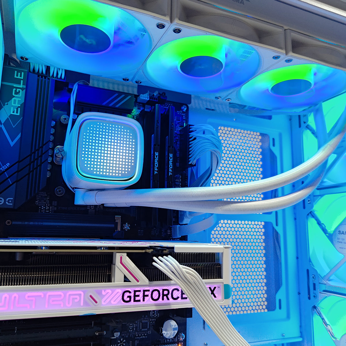 Sophos S40 White Desktop Gaming PC | Intel Core i7 14700 | 16GB RAM | 1TB SSD| RTX 5060 TI | Windows 11 Pro