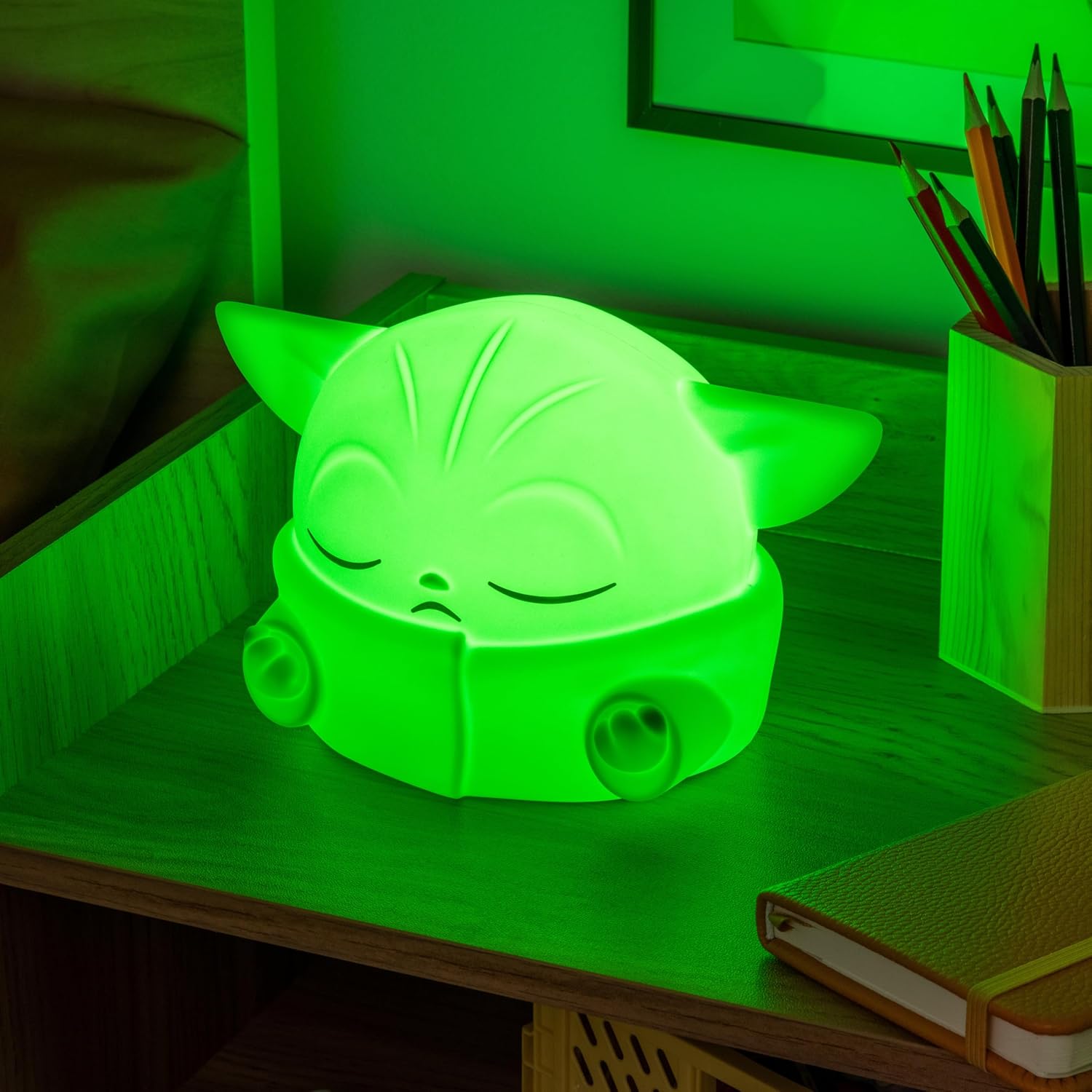 Paladone Star Wars the Mandalorian Grogu SquishyGlo Silicone Light