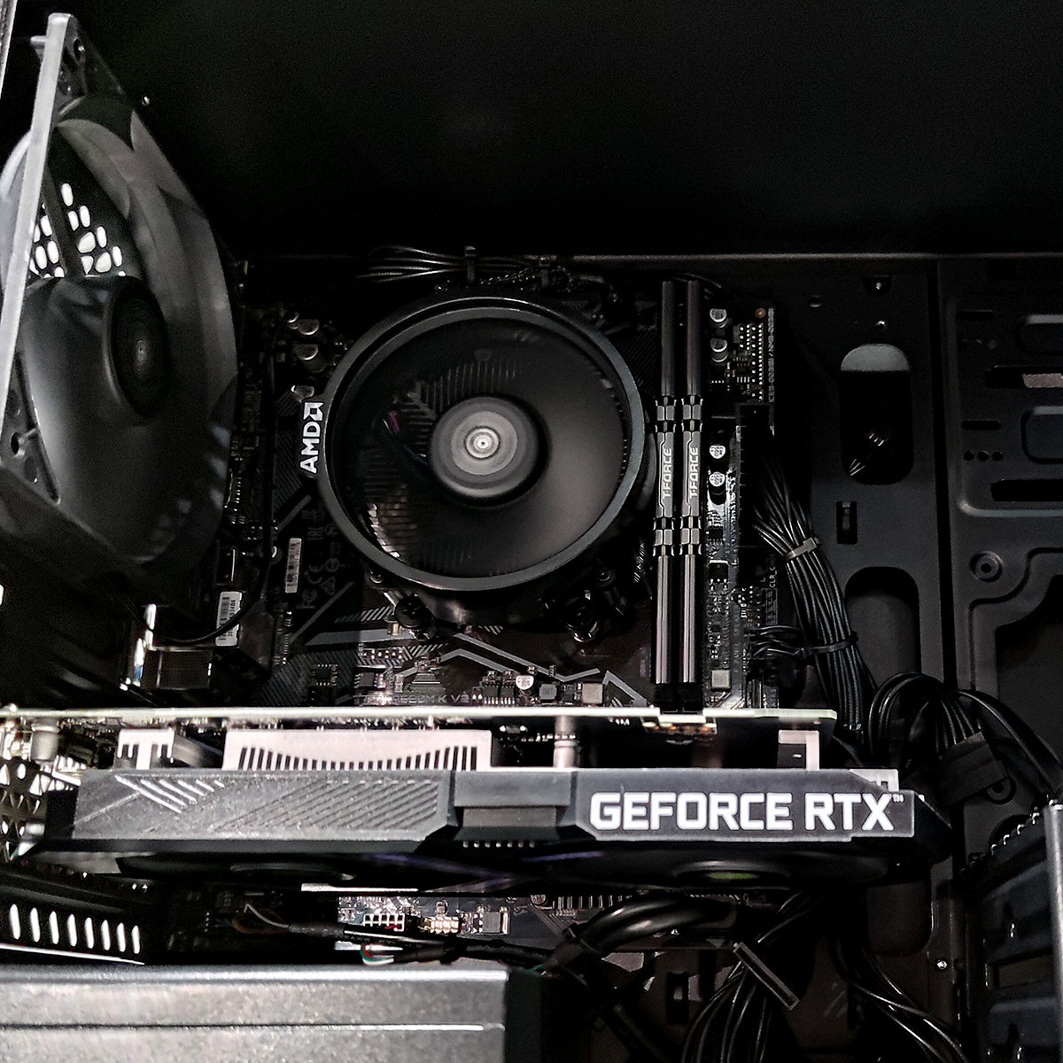 Alpha MATREXX 30 Black Desktop Gaming PC | DataBlitz
