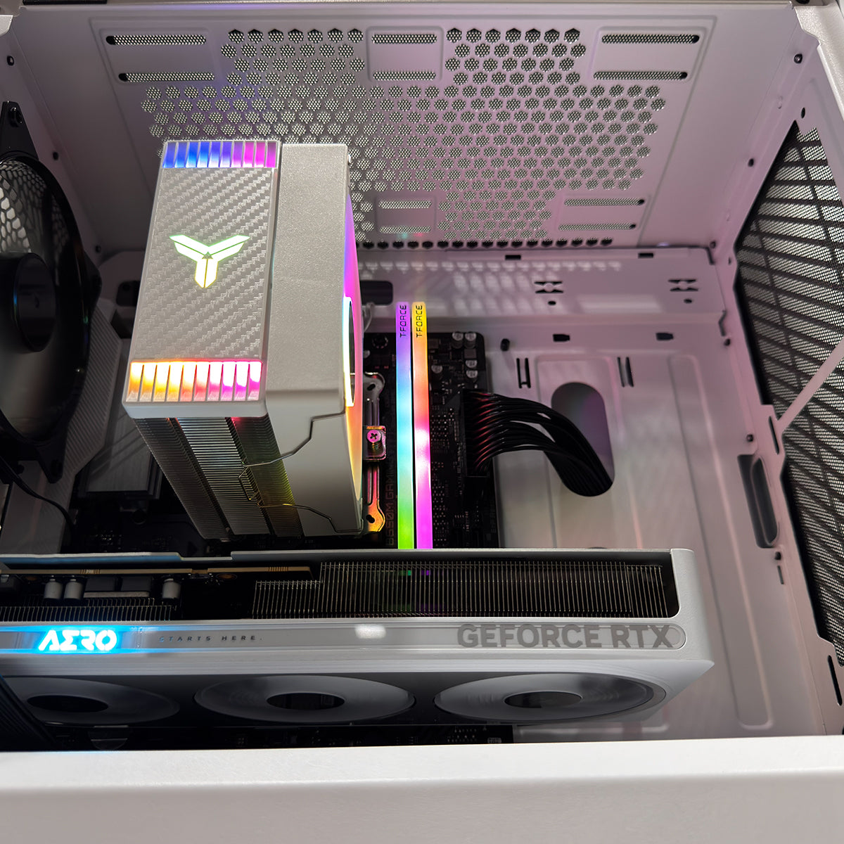 Sigma Elite 301 White Desktop Gaming PC