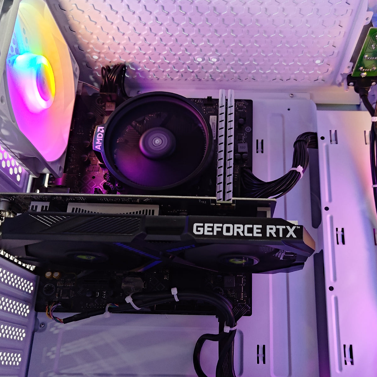 Alpha Hermes White Desktop Gaming PC