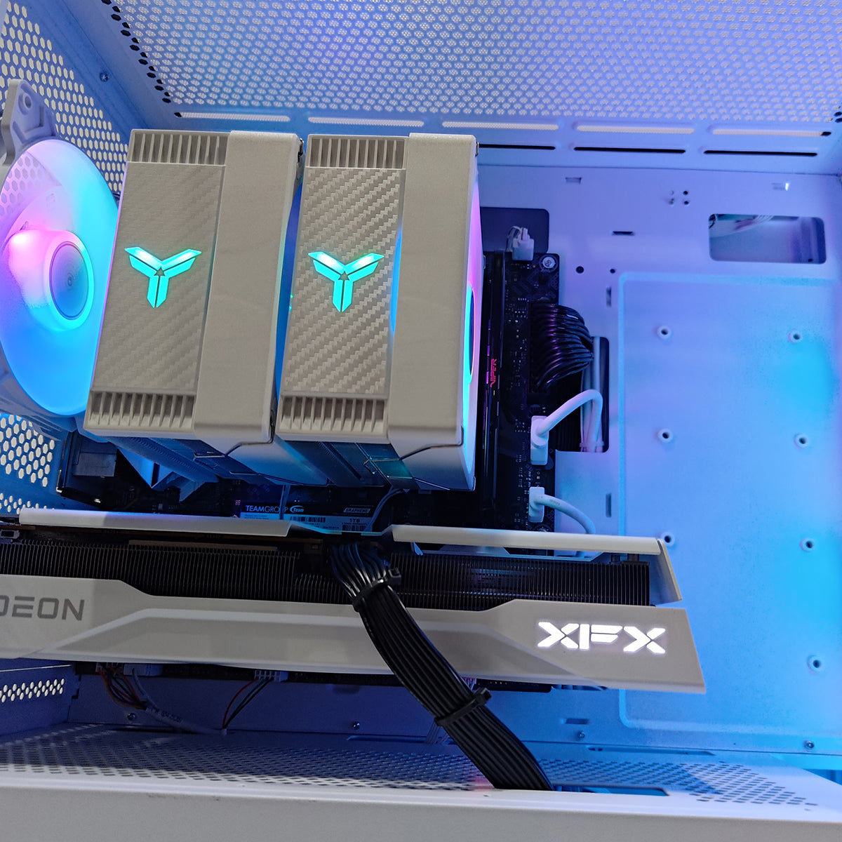 Aurora X5M White Desktop Gaming PC