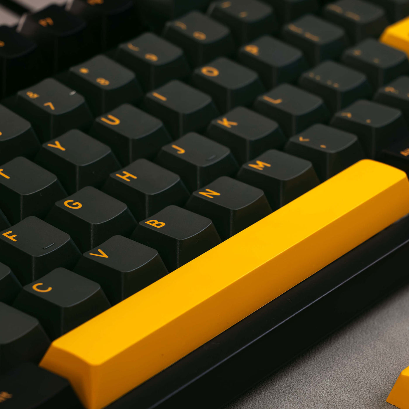 Akko Black & Gold 3108RF V3 Dual-Mode Mechanical Keyboard (Akko Frost Pink Switch)