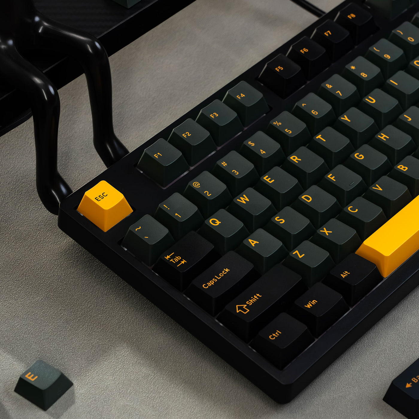 Akko Black & Gold 3108RF V3 Dual-Mode Mechanical Keyboard (Akko Frost Pink Switch)