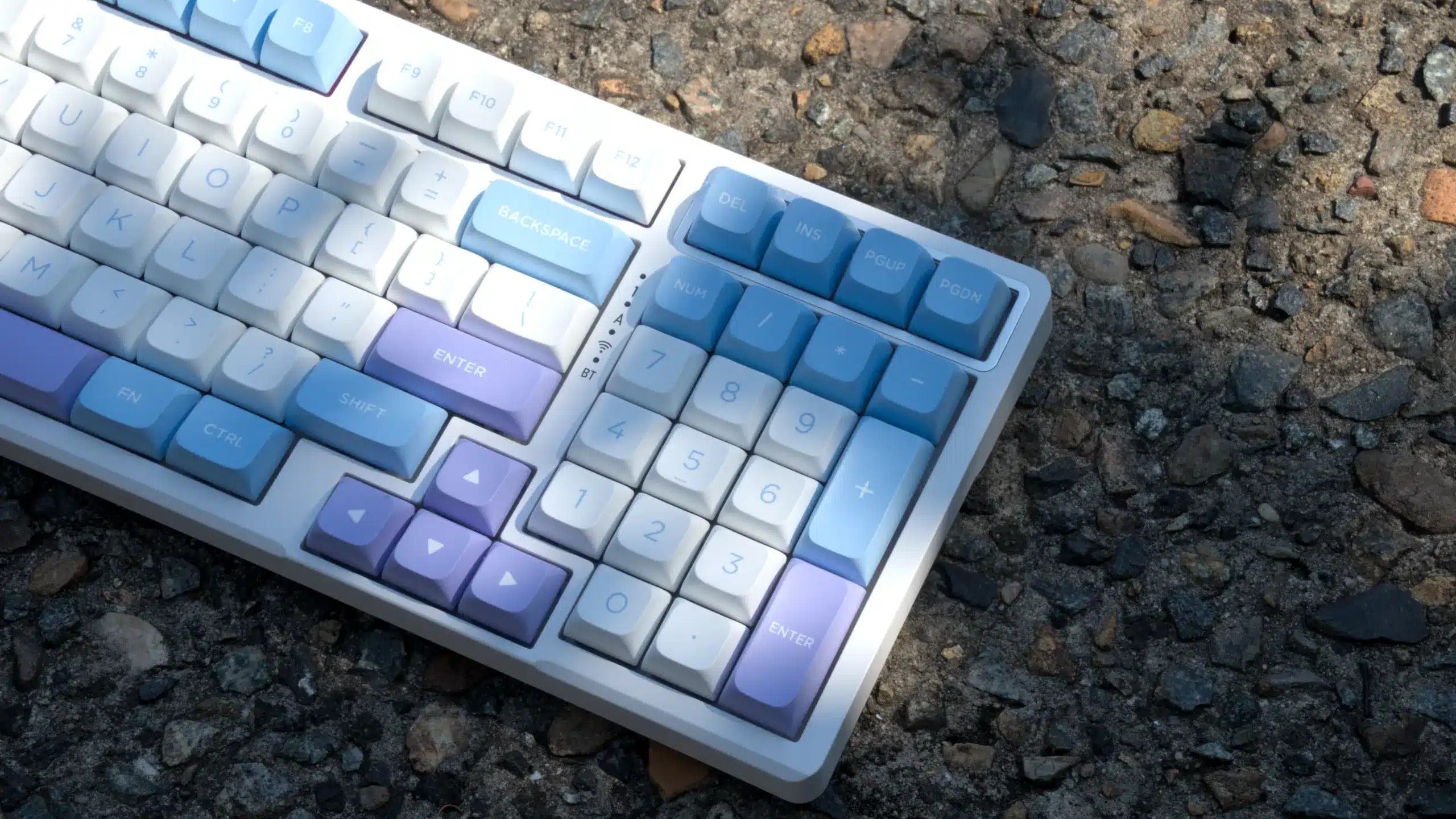 VGN V98 Pro V2 Wireless Gaming Mechanical Keyboard (Steam Wave Pro Switch)