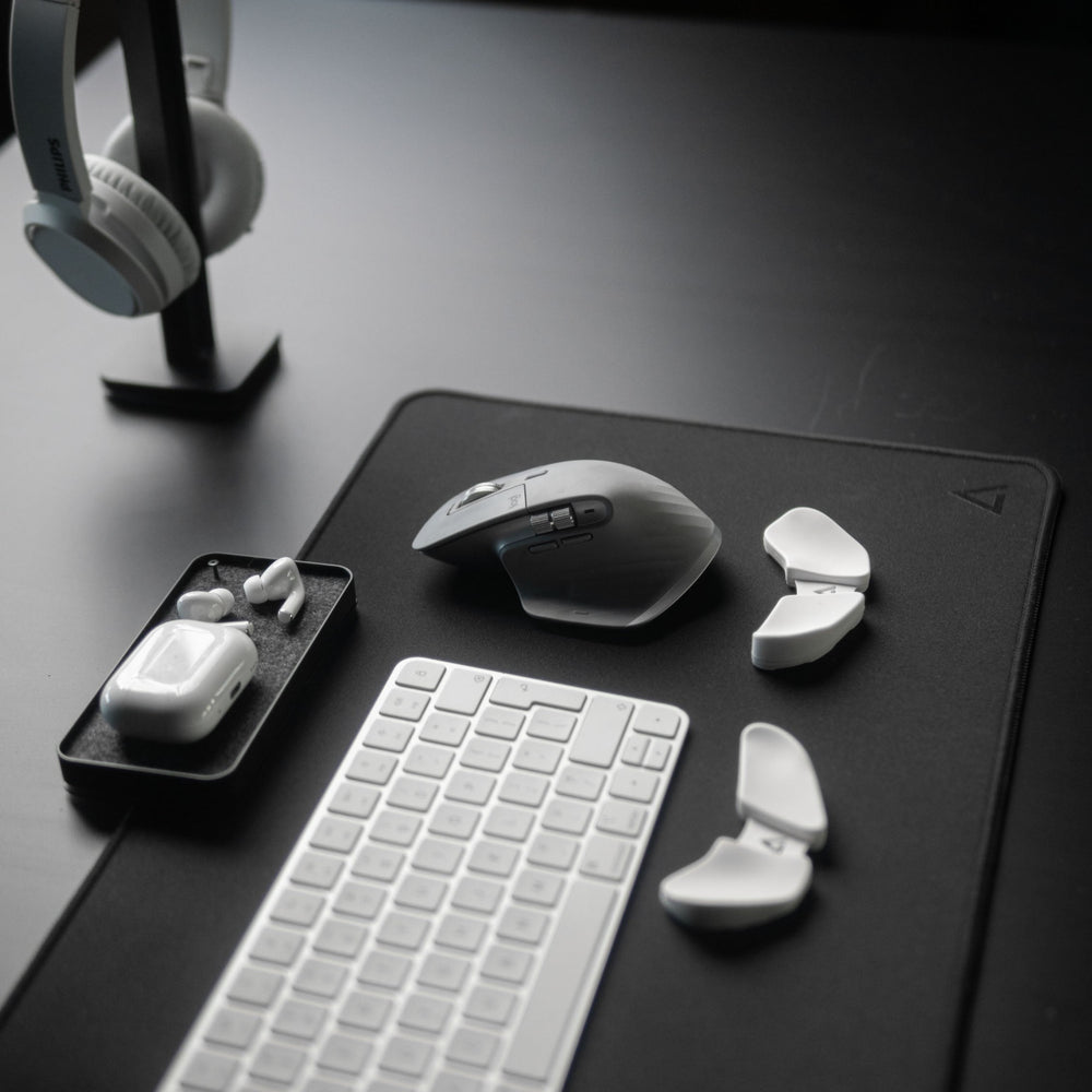 Deltahub Gaming Desk Pad