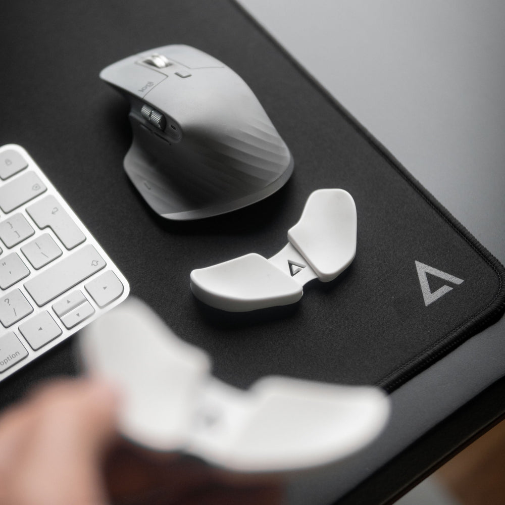 Deltahub Gaming Desk Pad