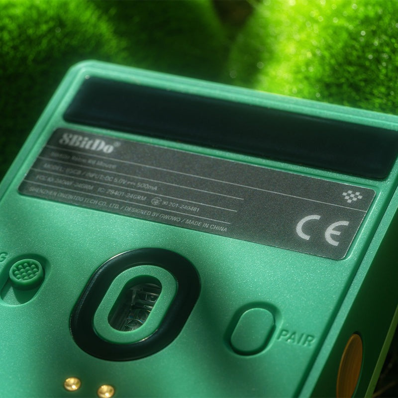 8Bitdo Retro R8 Tri-Mode Mouse with Charging Dock Forest Edition (85CB)
