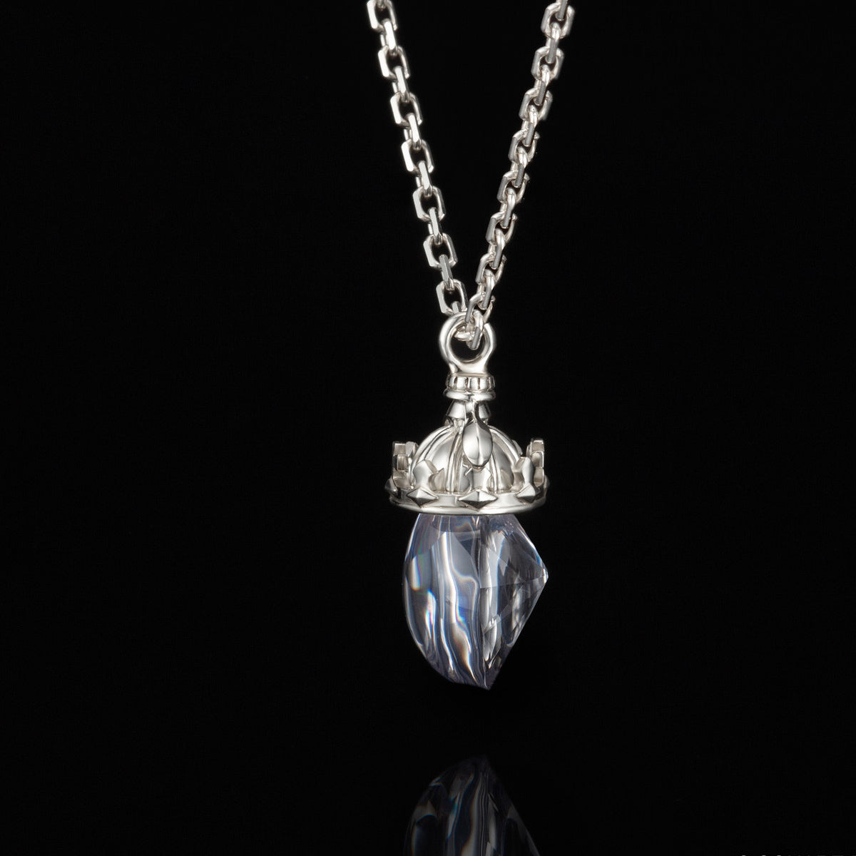 Final Fantasy IX Silver Necklace - Garnet | DataBlitz