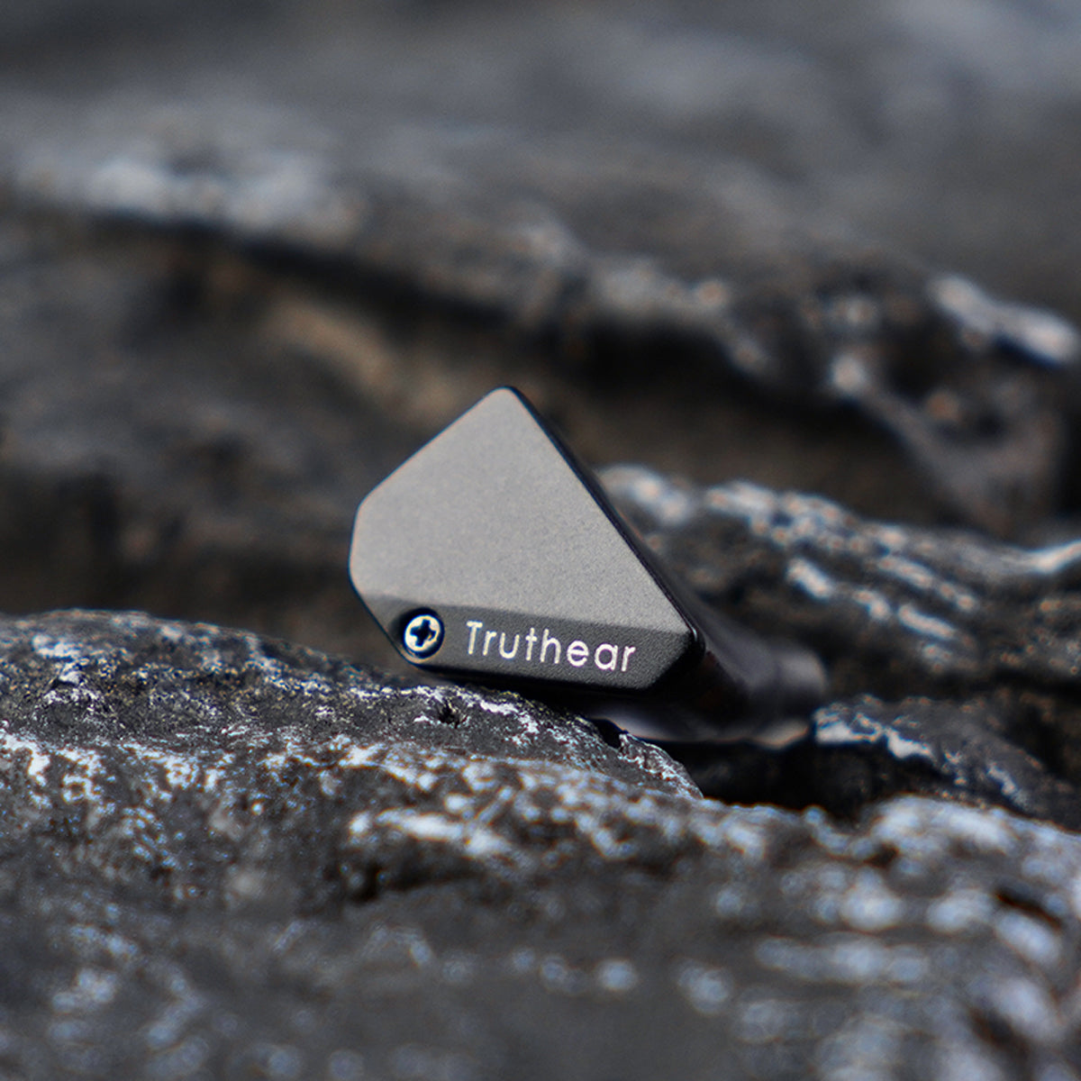 Truthear Hexa 1DD + 3BA Hybrid Drivers In-Ear Monitor with Detachable Cable