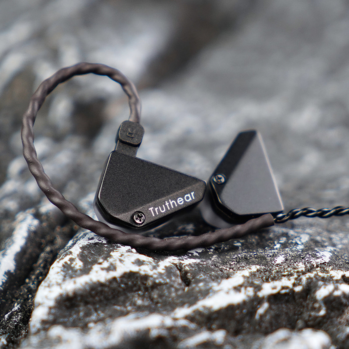 Truthear Hexa 1DD + 3BA Hybrid Drivers In-Ear Monitor with Detachable Cable