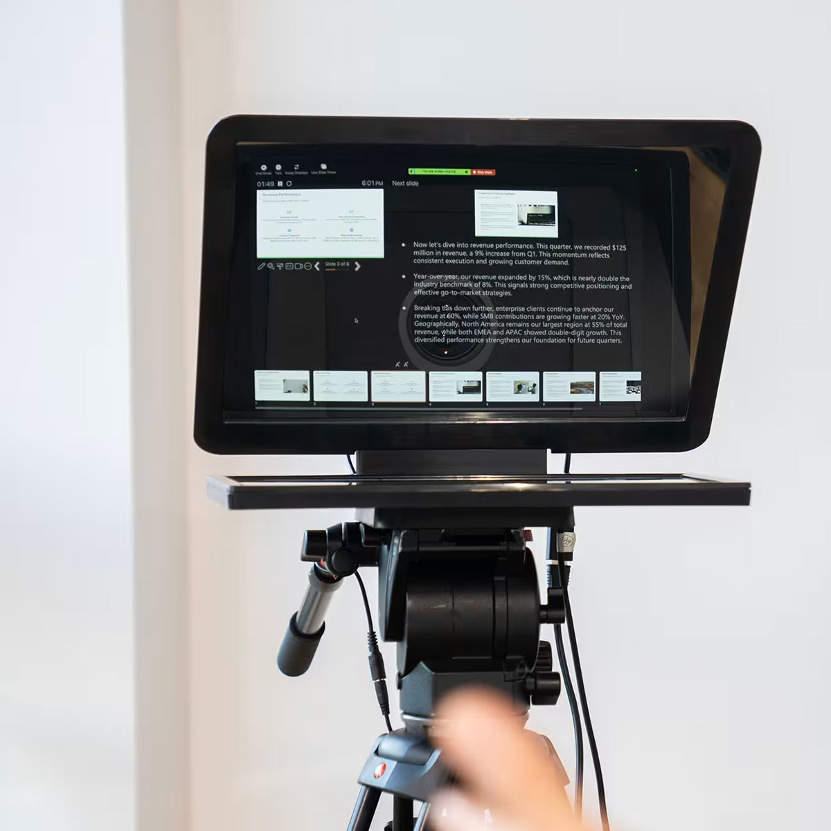 Elgato Prompter XL 15.6" FHD All-In-One Studio Teleprompter
