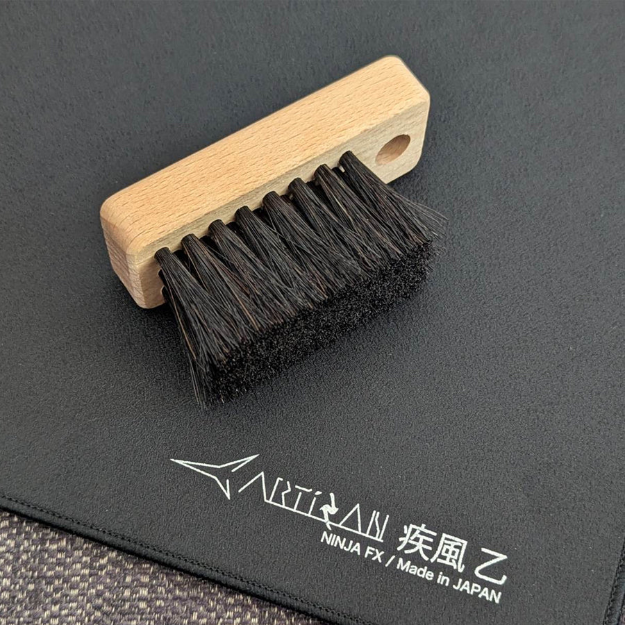 Artisan Mousepad Sweeper Cleaning Brush (MS-01)