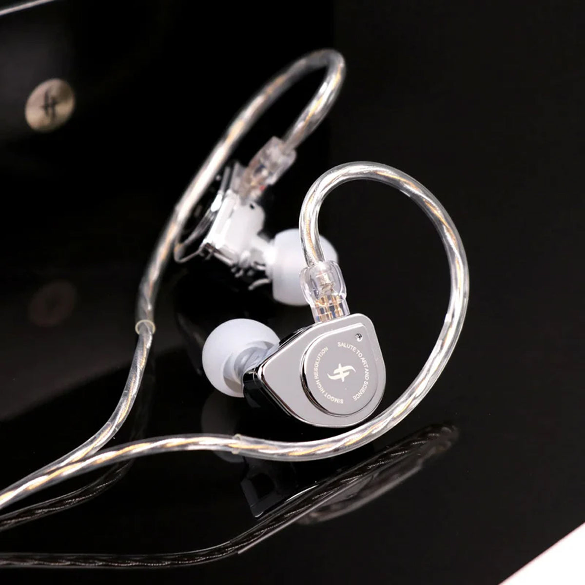 SIMGOT EW200 10mm SCP Diaphragm Dual-Magnetic-Circuit & Dual-Cavity Dynamic Driver In-Ear Earphones
