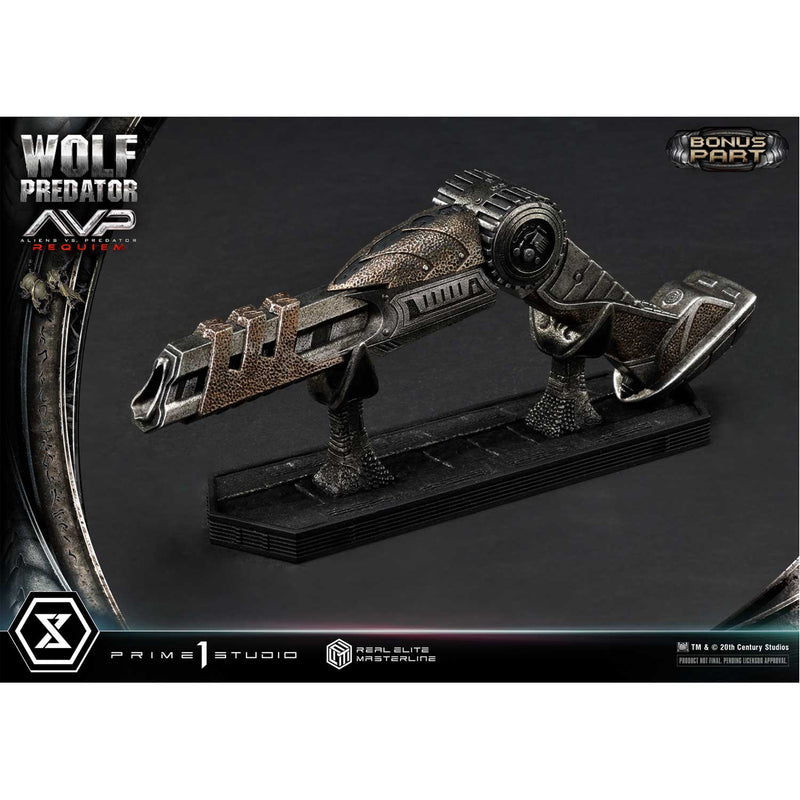 Real Elite Masterline Aliens vs. Predator: Requiem Wolf Predator 