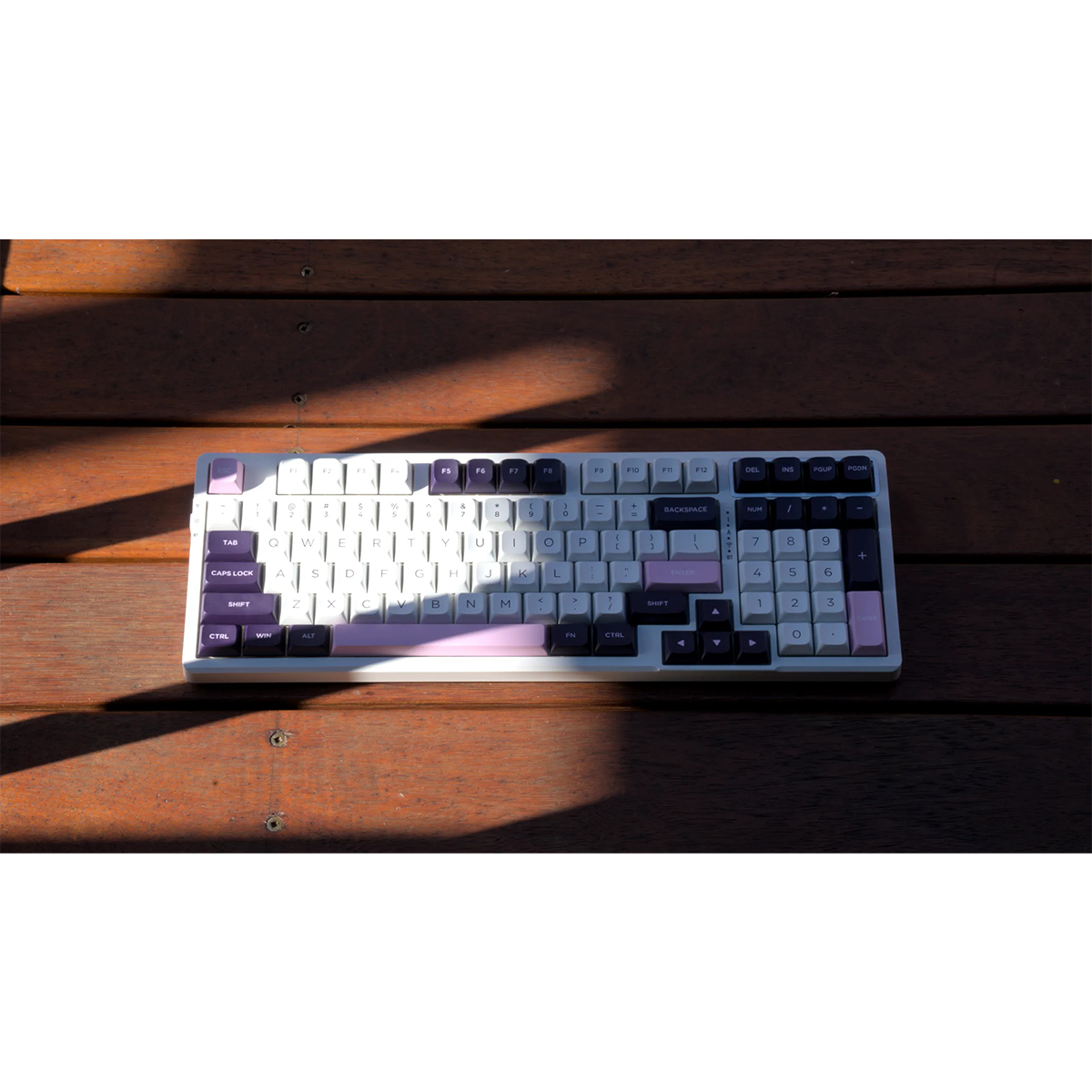VGN V98 Pro V2 Wireless Gaming Mechanical Keyboard (Steam Wave Pro Switch)