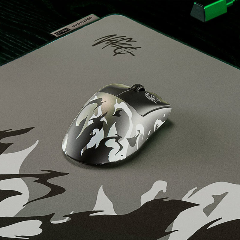 Razer DeathAdder V4 Pro Ultra-lightweight Ergonomic Wireless Esports
