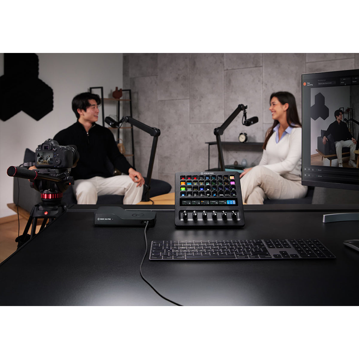 Elgato Stream Deck + XL Multi-Touch Controller (10GBX9901)