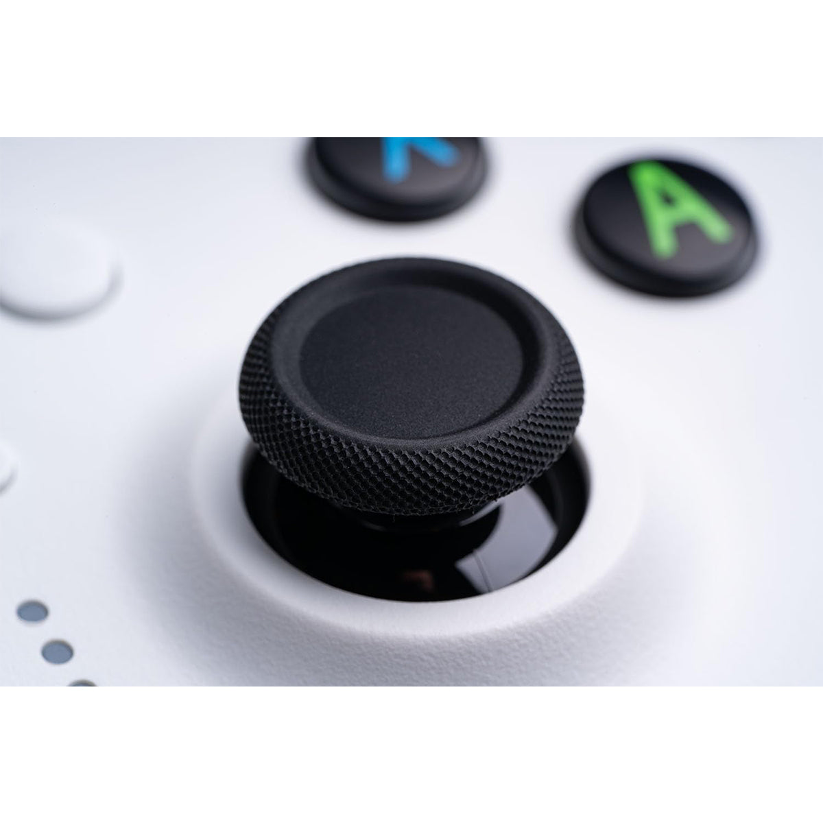 8bitdo Ultimate Wired Controller Hall Edition For (Xbox Series s/x / Xboxone/Windows 10/11) (Includes Game Pass) (82CE)