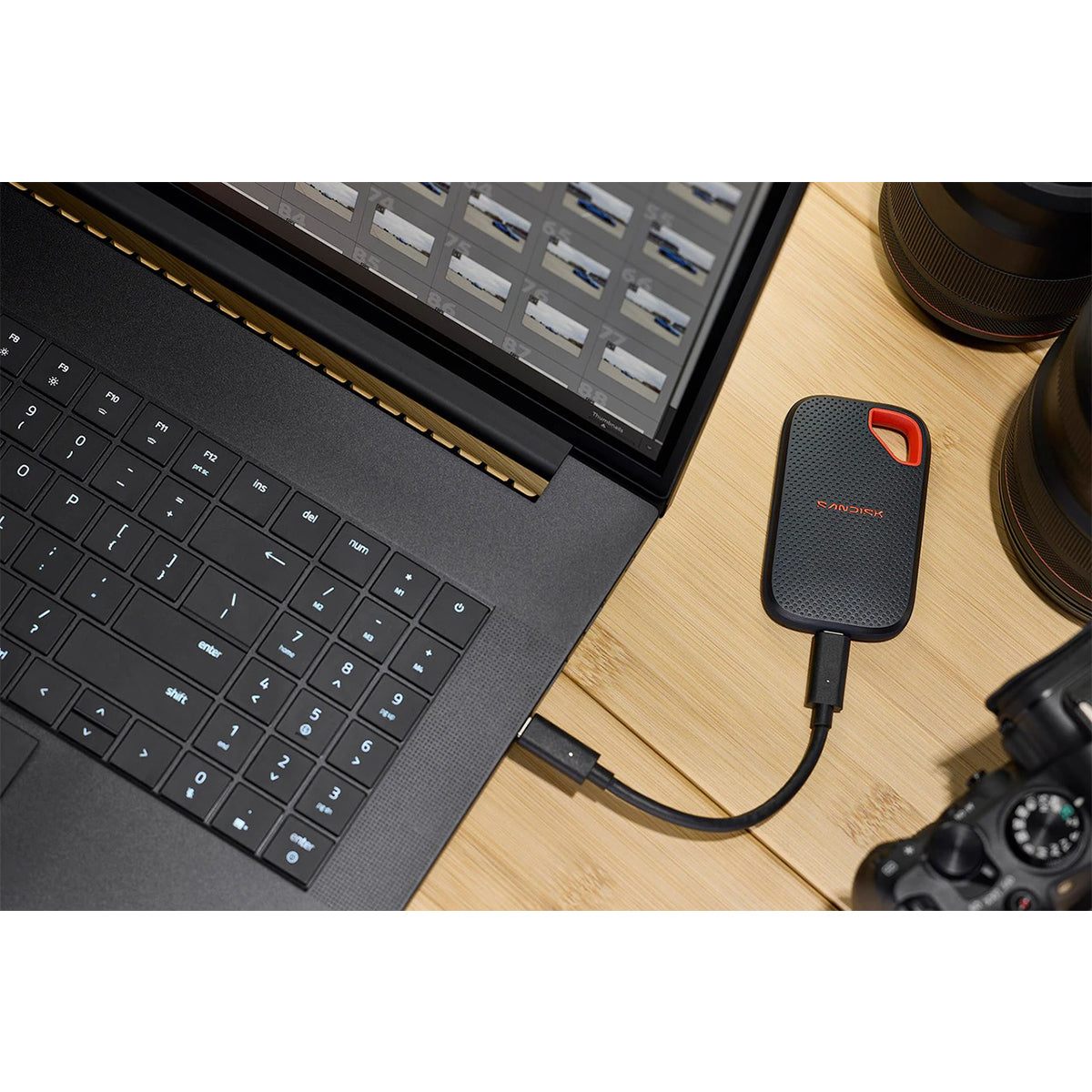 Sandisk Extreme V3 1TB USB-C USB 3.2 Gen 2x2 (20Gbps) 2000MB/s Read Portable SSD (Black)