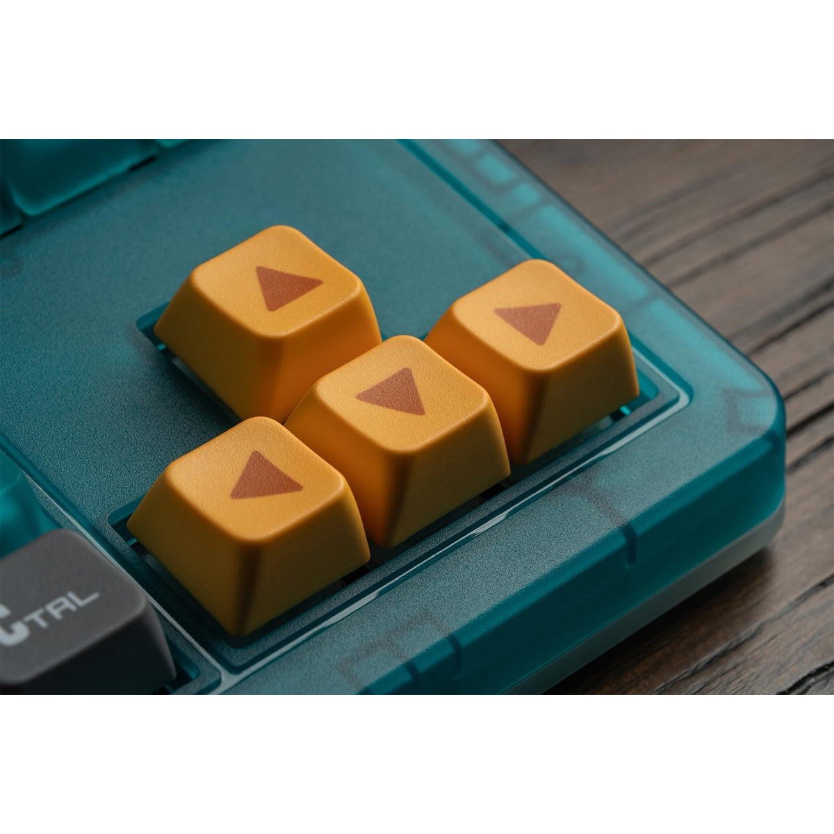 8Bitdo Retro 87 Mechanical Keyboard (Clear Blue) (85HD) | Datablitz