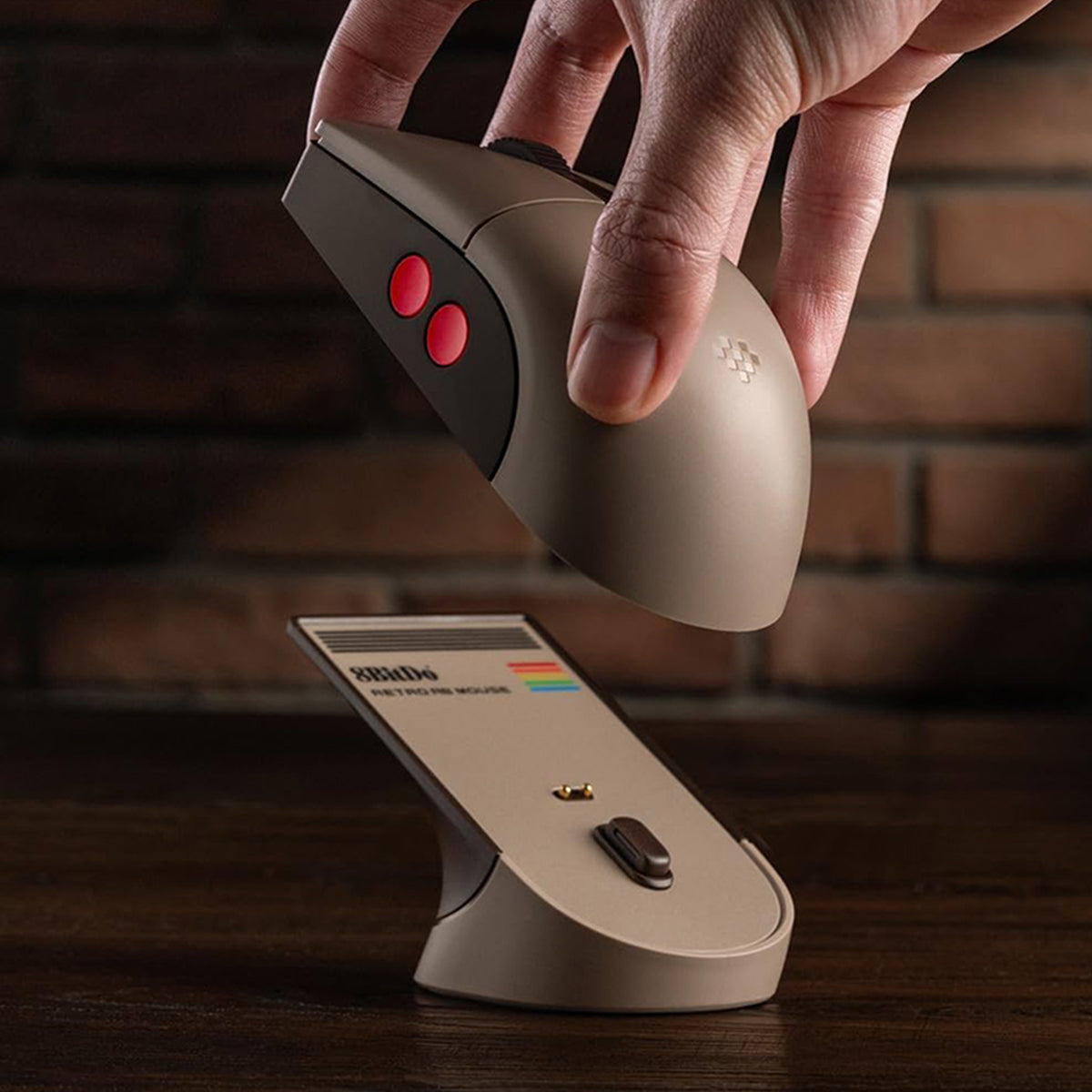 8Bitdo Retro R8 Tri-Mode Mouse with Charging Dock C64 Edition (85CB)