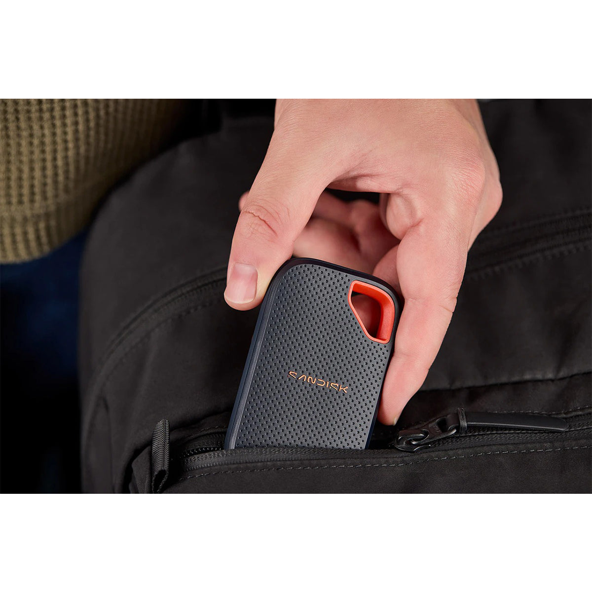 Sandisk Extreme V3 1TB USB-C USB 3.2 Gen 2x2 (20Gbps) 2000MB/s Read Portable SSD (Black)