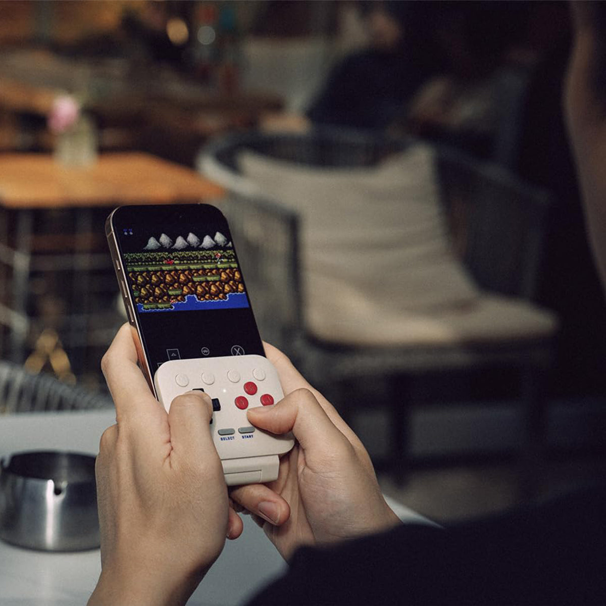 8Bitdo FlipPad USB-C Mobile Gaming Controller for iOS/ Android (G Classic Ed.) (85JA)
