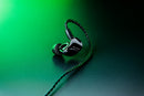 Razer Moray Ergonomic In-Ear Monitor for All-Day Streaming