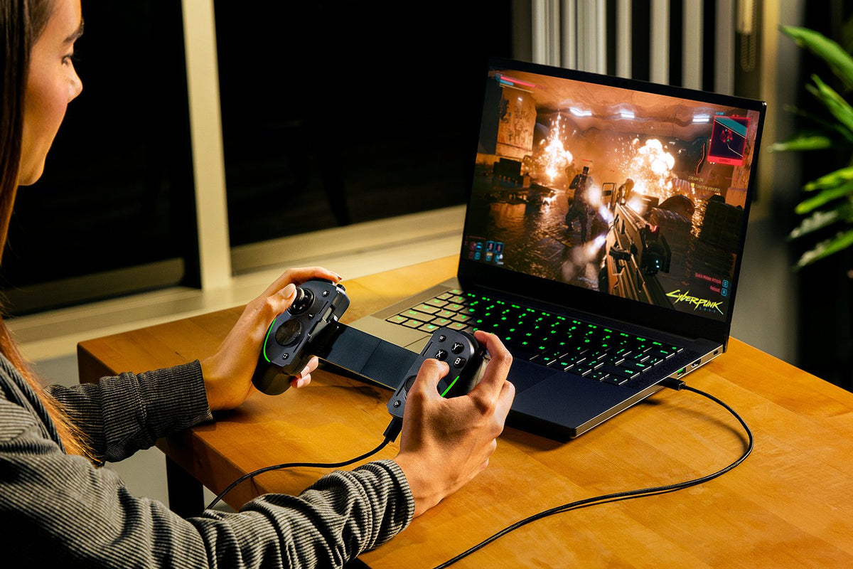 Razer Kishi Ultra USB-C Gaming Controller for Android/ iPhone/ iPad Mini