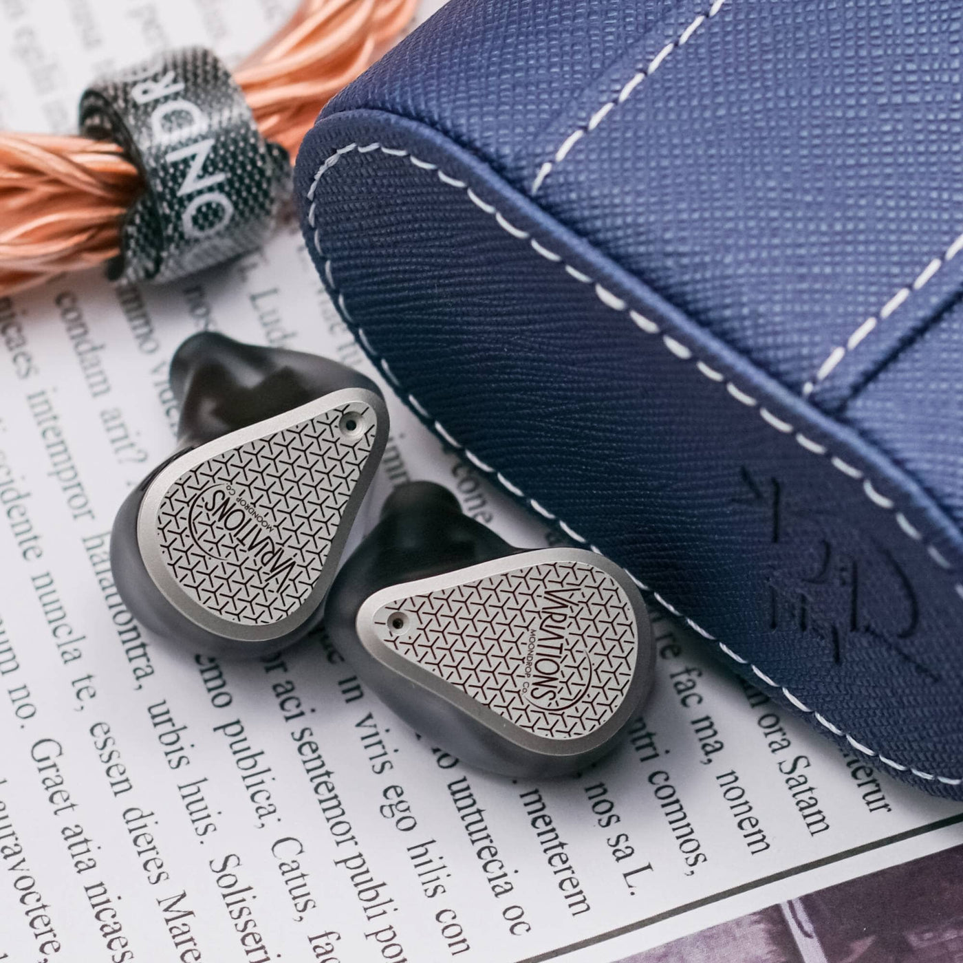 Moondrop Variations 1DD+2BA+2EST Tribrid Technology In-Ear Monitor with Interchangeable Cable