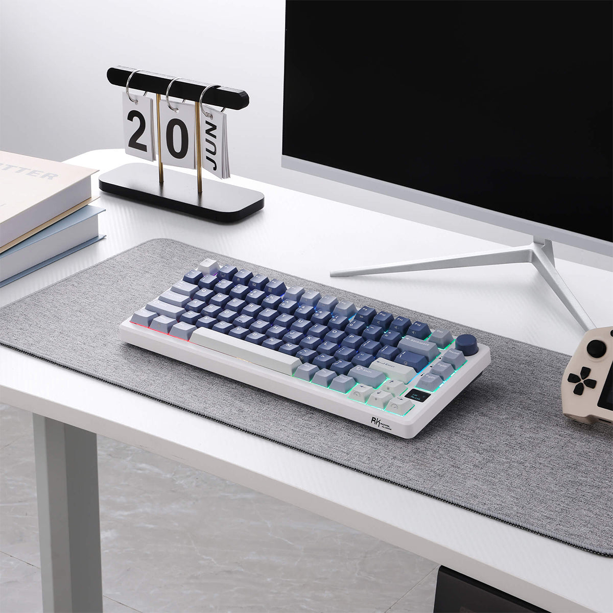Royal Kludge RK-M75 Tri-Mode RGB 81 Keys Hot-Swappable Mechanical Keyboard Ocean Blue (Blue Switch, Brown Switch, K Silver Switch))