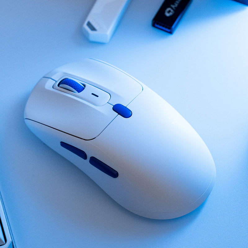 Akko Pulse 01 8K Gaming Mouse (White)
