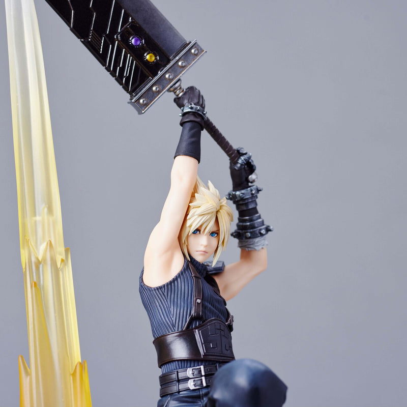 Final Fantasy VII Rebirth Statuette Cloud Strife Pre-Order Downpayment