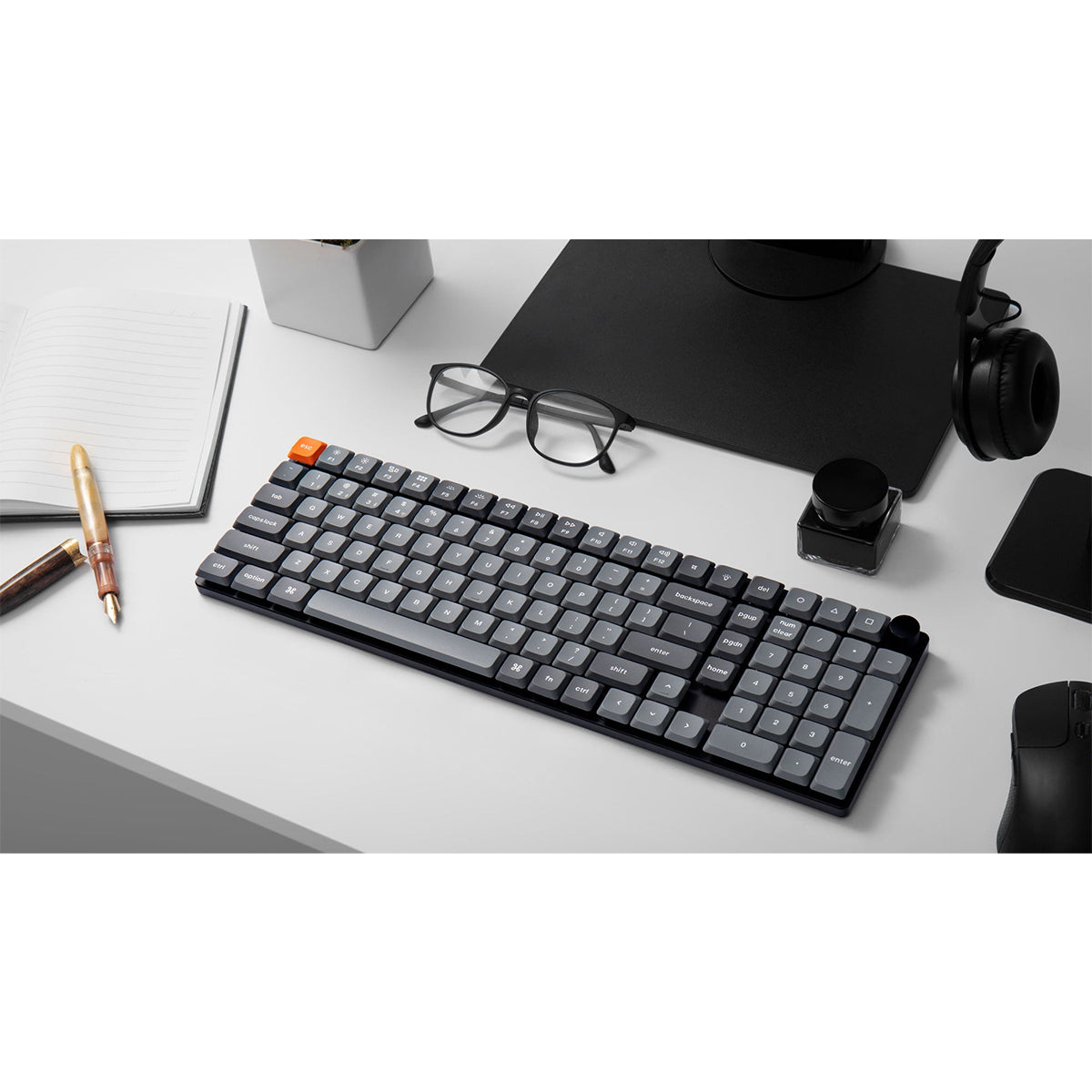 Keychron K17 Max QMK White Backlight Wireless Custom Mechanical Keyboard (Low Profile Gateron Mechanical Red Switch) (K17M-A1)