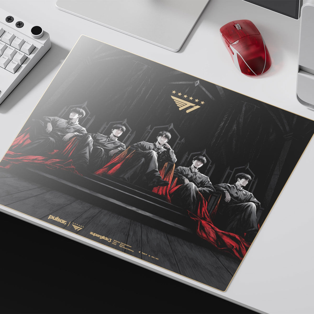 Pulsar Superglide3 Glass Mouse Pad T1 Edition The Throne