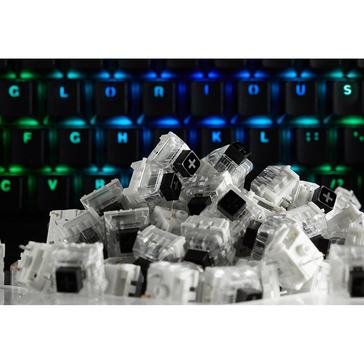 Glorious PC Gaming Race Mechanical Keycaps Kailh (Black Switches)