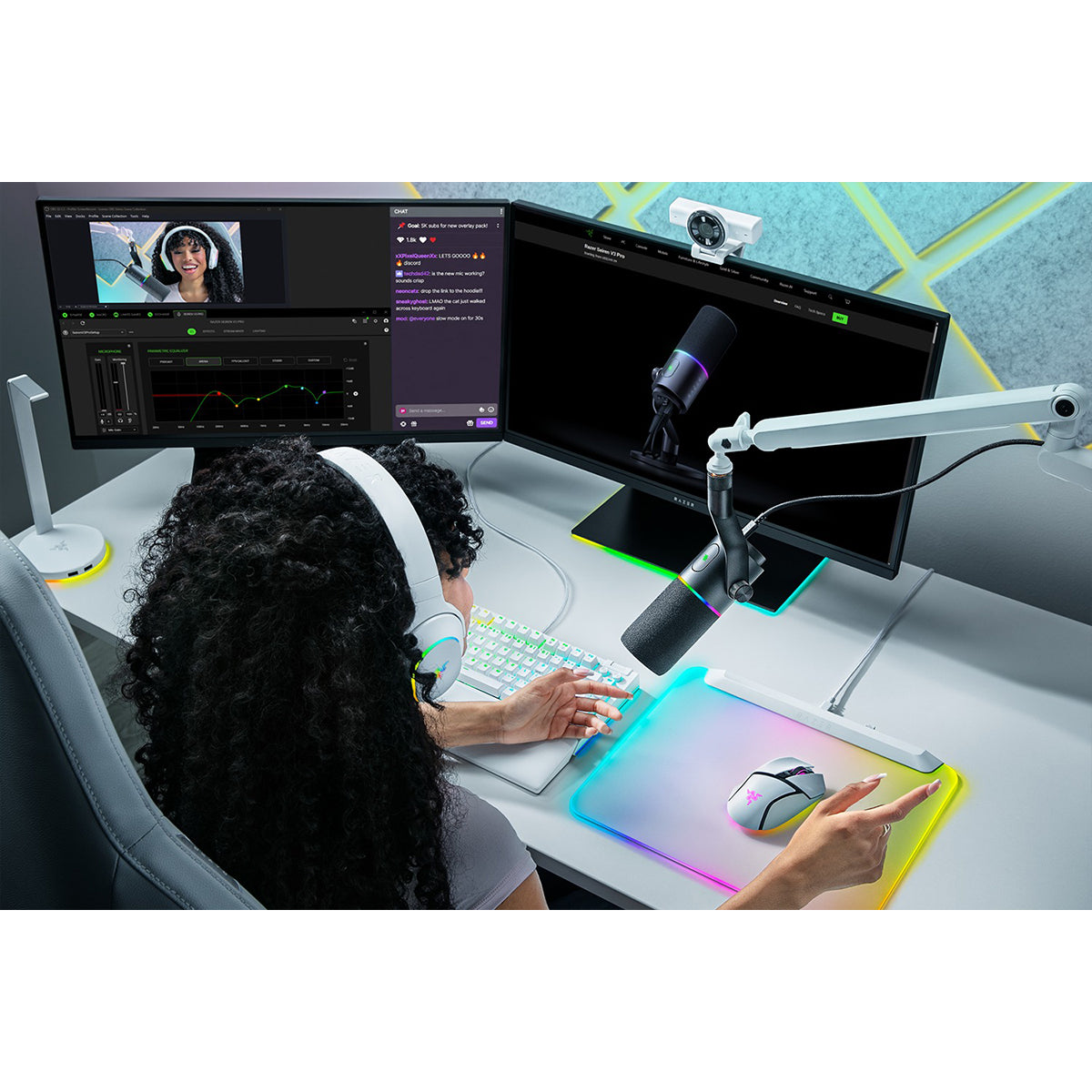 Razer Seiren V3 Pro Dynamic USB & XLR Microphone (Black)