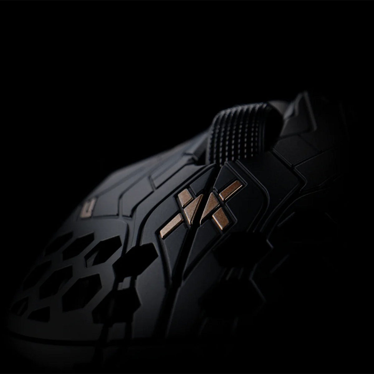 Finalmouse ULTRALIGHTX Wireless Gaming Mouse (Guardian) Lion (M)