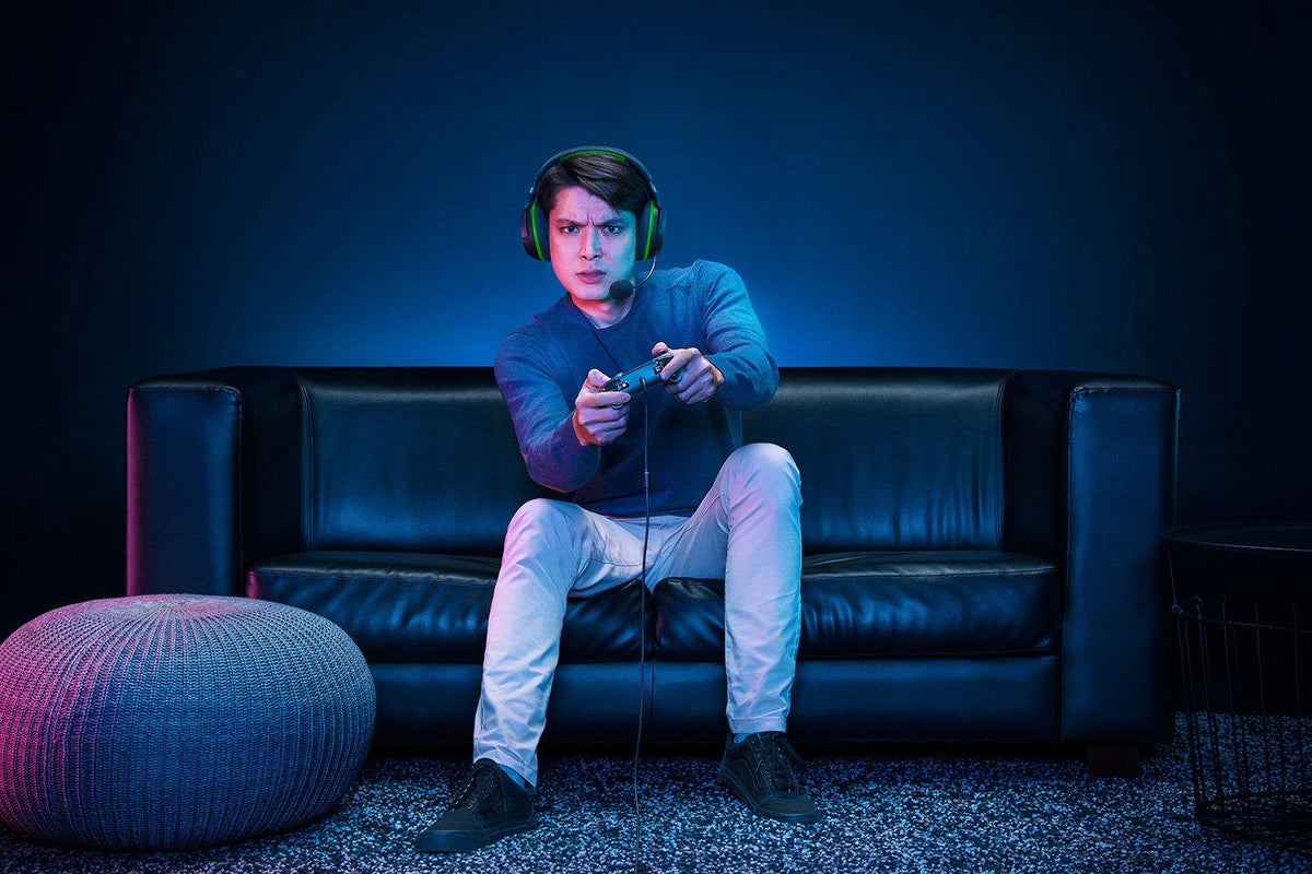 RAZER WOLVERINE V2 - WIRED GAMING CONTROLLER FOR XBOX - DataBlitz