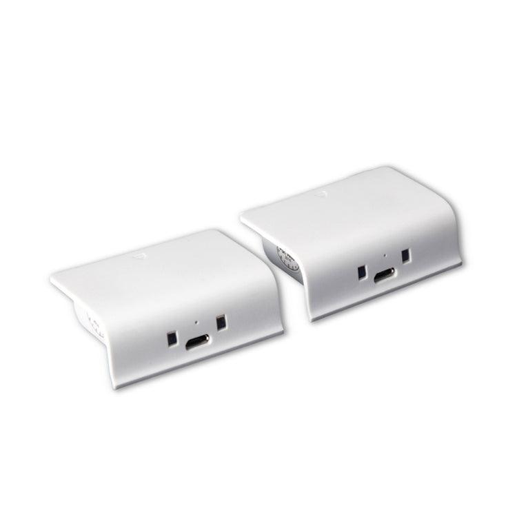 DOBE XBOXONE S DUAL CHARGING DOCK FOR XBOXONE WIRELESS CONTROLLER WHITE (DOBE) TYX-695S - DataBlitz