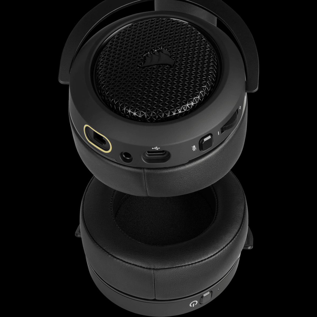CORSAIR HS70 BLUETOOTH MULTI-PLATFORM GAMING HEADSET - DataBlitz