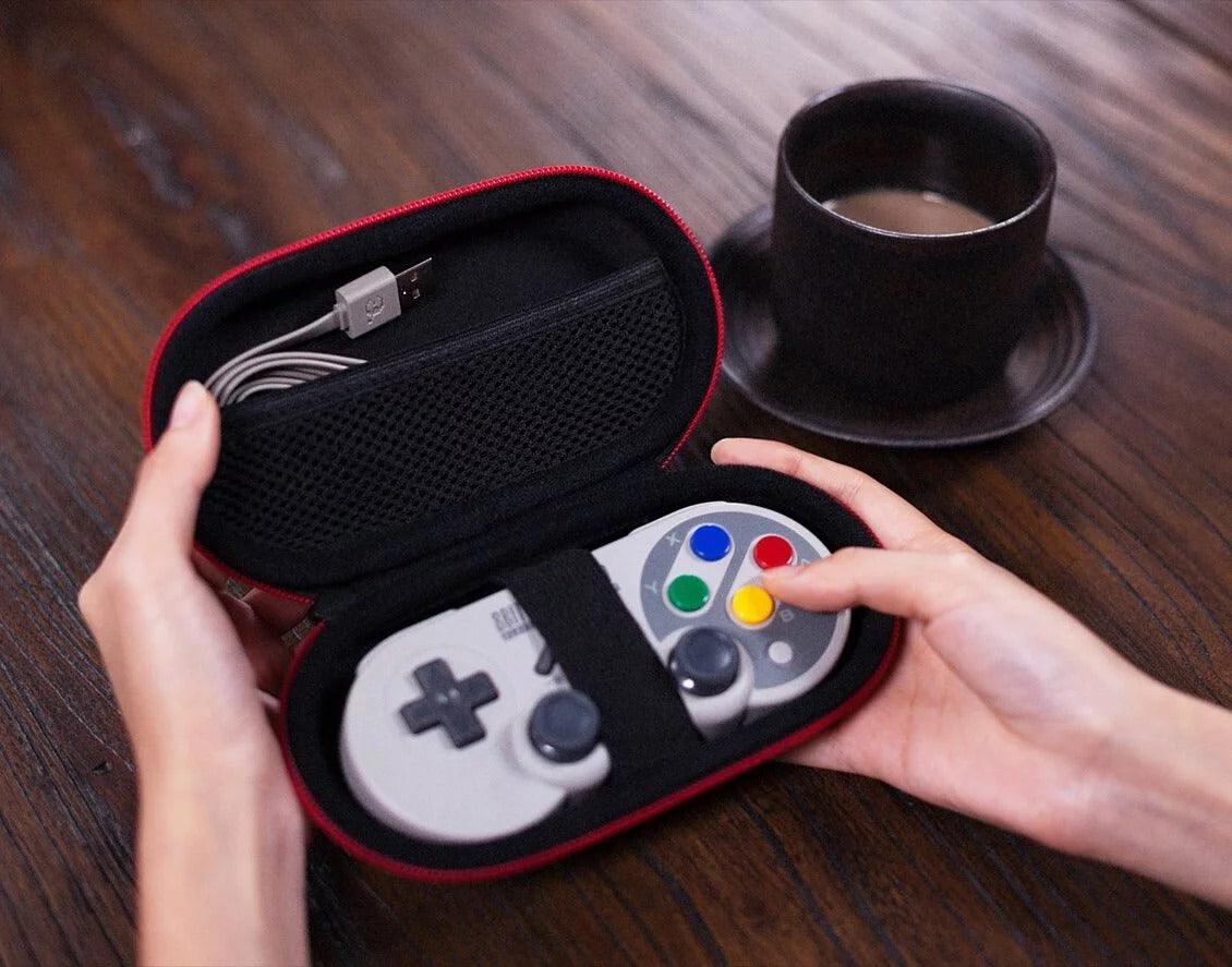 8BITDO CLASSIC CONTROLLER TRAVEL CASE FOR 8BITDO CLASSIC CONTROLLERS - DataBlitz