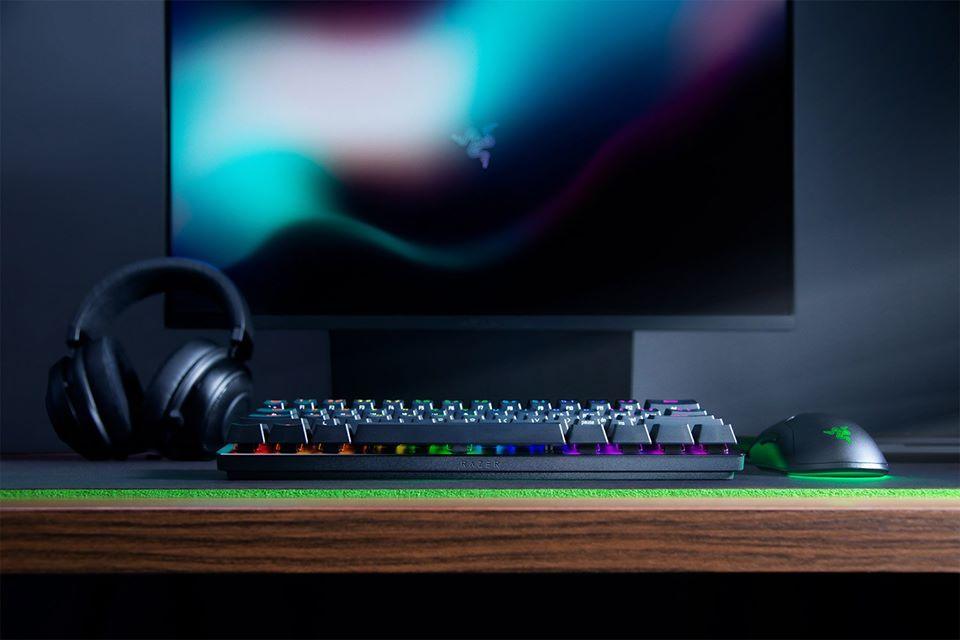 RAZER HUNTSMAN MINI OPTICAL MECHANICAL GAMING KEYBOARD (LIGHT &CLICKY) (PURPLE SWITCHES) - DataBlitz