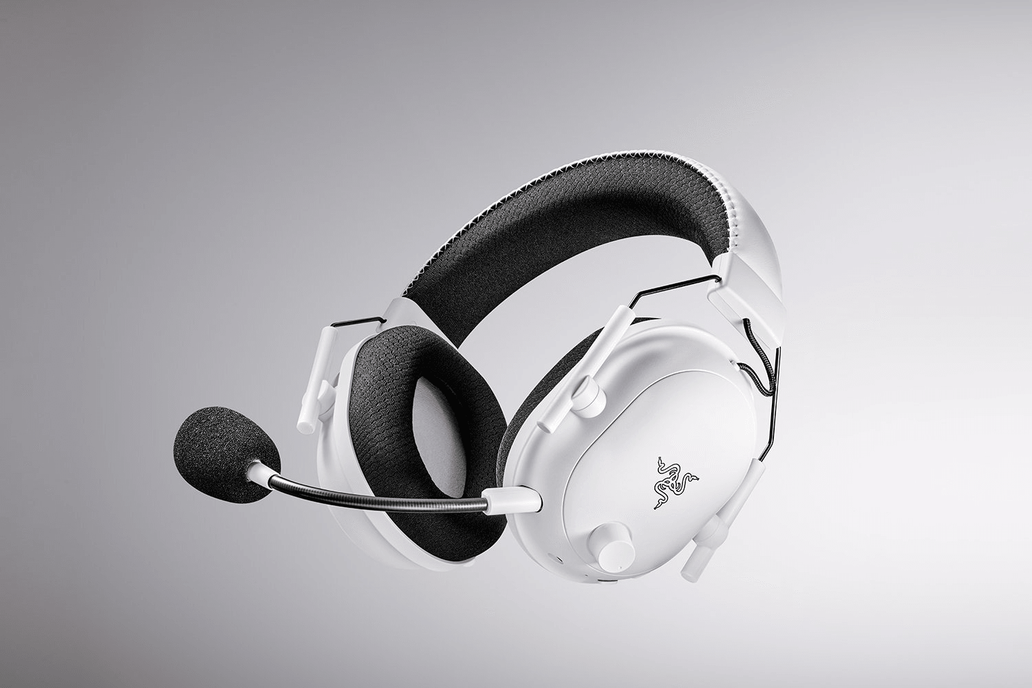 RAZER BLACKSHARK V2 PRO WIRELESS ESPORTS GAMING HEADSET (WHITE EDITION) - DataBlitz
