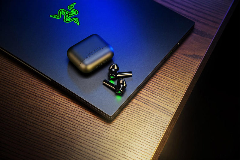 RAZER HAMMERHEAD TRUE WIRELESS X + RAZER GAMING NON-SLIP FINGER SLEEVE FOR MOBILE GAMING (2-PIECE PACK) BUNDLE - DataBlitz